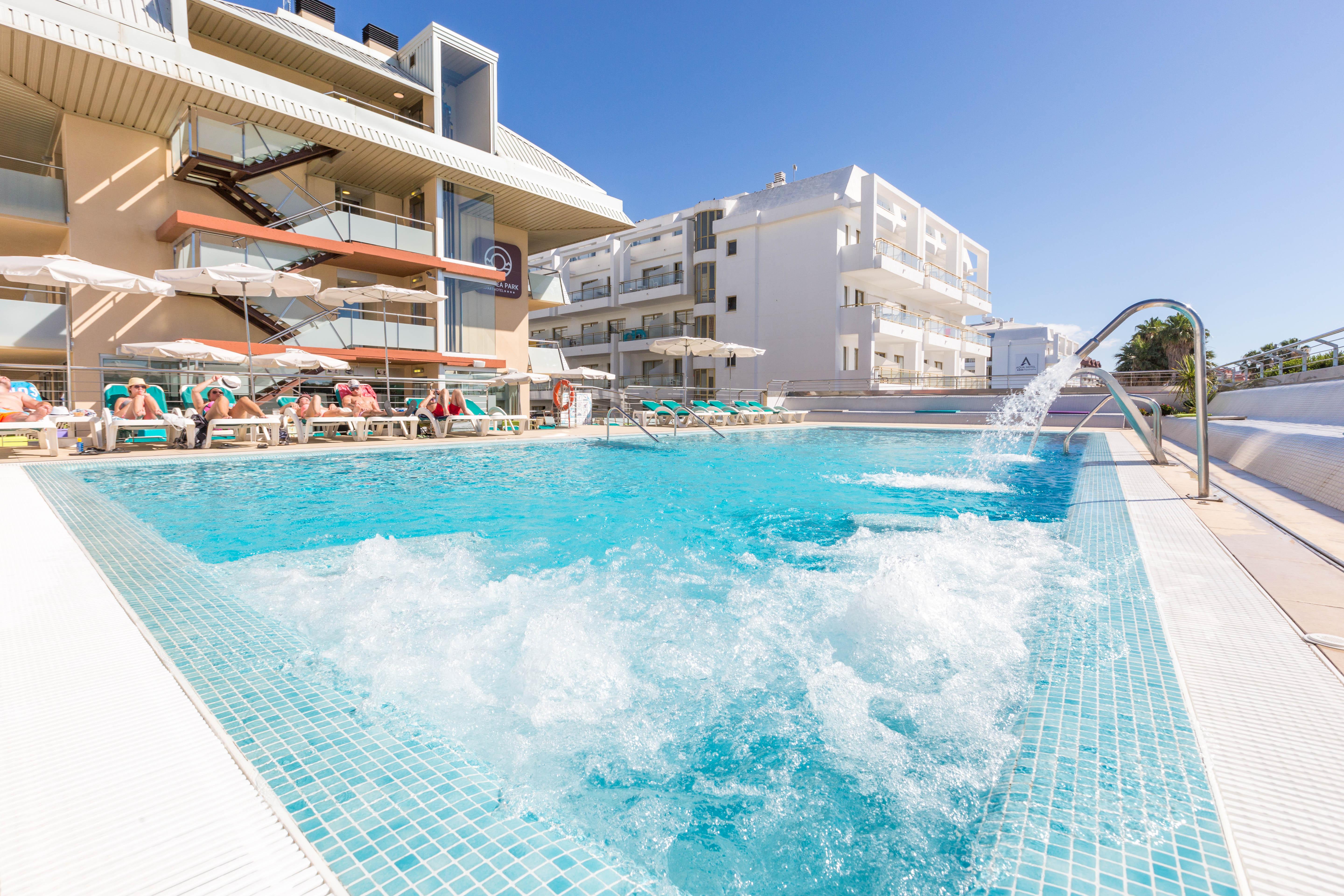 Aparthotel Odissea Park Santa Susanna Exterior photo