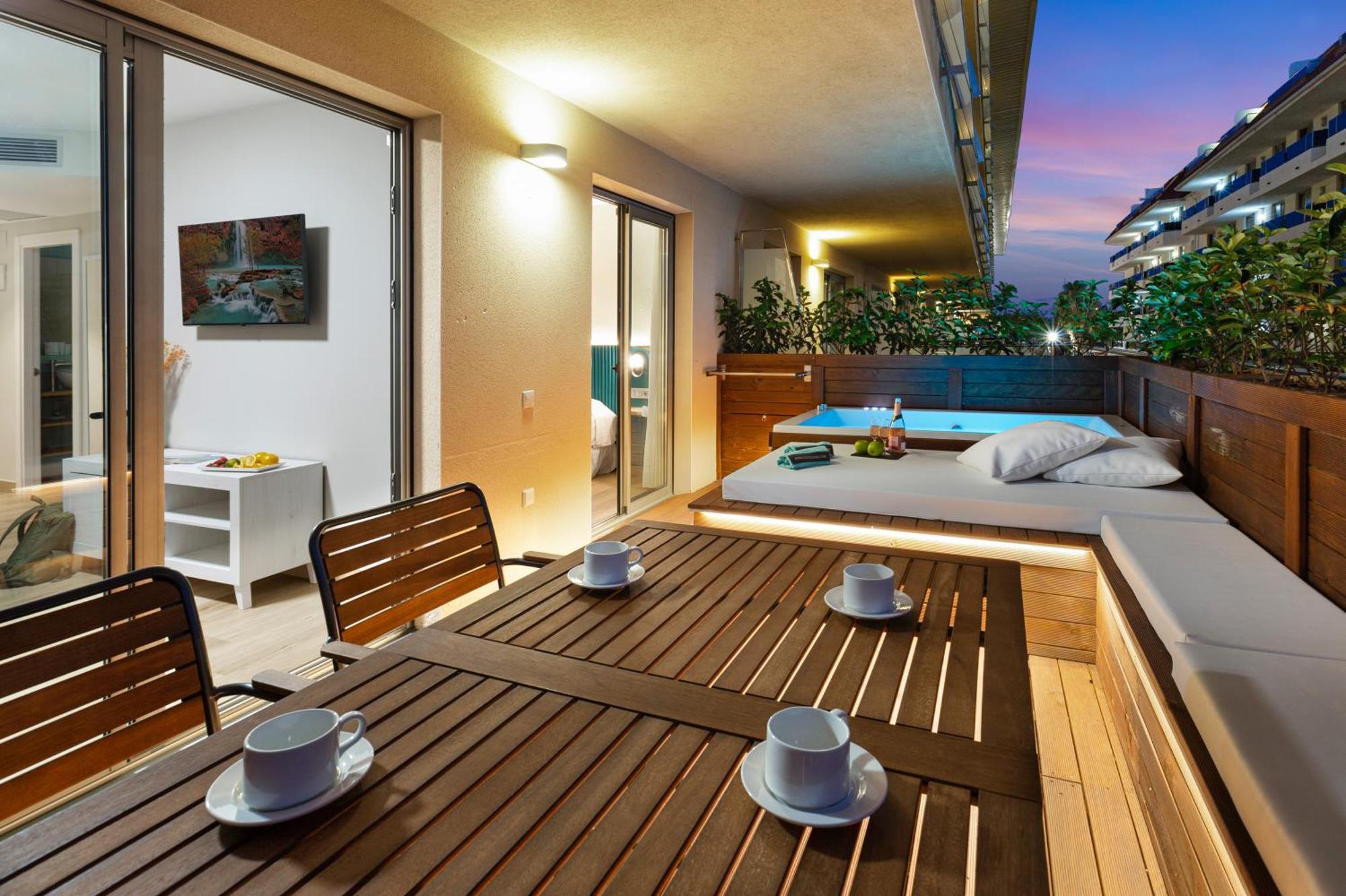 Aparthotel Odissea Park Santa Susanna Room photo